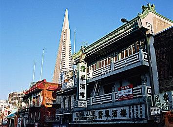 可爱风格多人合作2D平台跳跃游戏《恐龙鸭急奔》现已正式推出